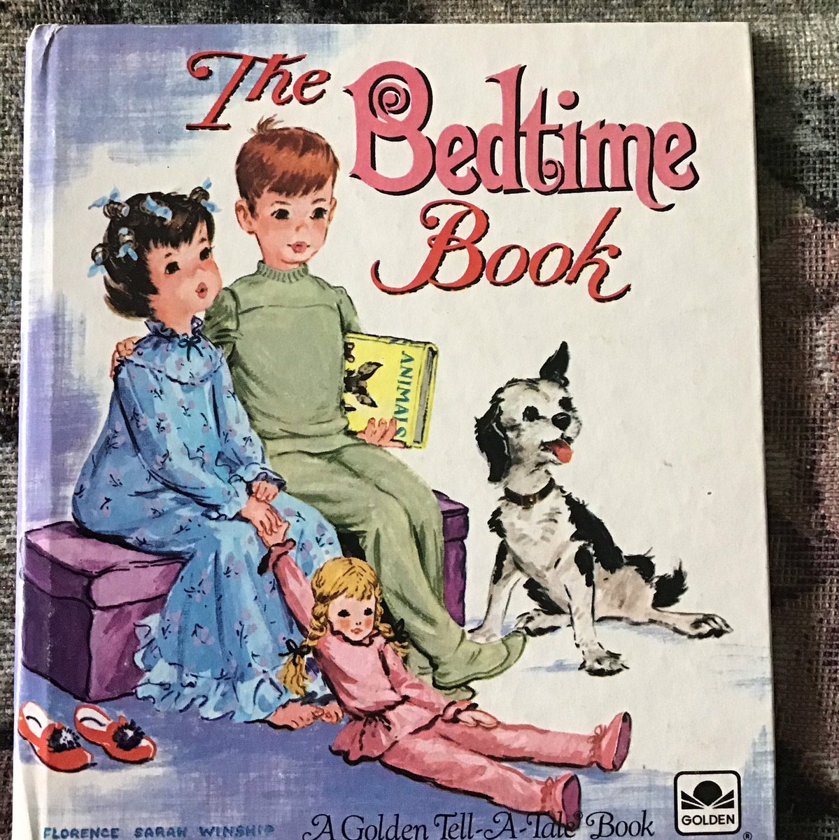 BittersweetBoo2's tweet photo. Cuddle up with The Bedtime Book, now in my  #etsy shop.  #bittersweetbookshop  #thebedtimebook #golden #tellatale #mabelwatts #winship #vintagechildrensbook
 https://t.co/DPlOkiBqkt https://t.co/fe9IWberZ7