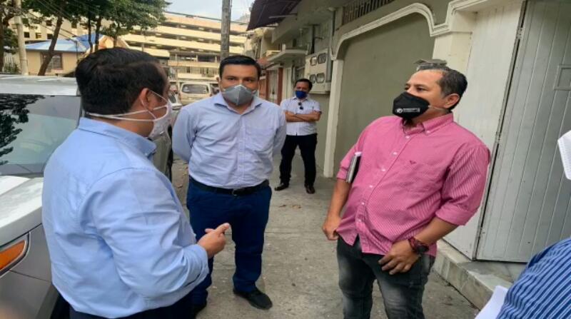 Este lunes estaremos en las instalaciones de Gestion de Riesgos junto a @RommelSalazar35 en conversatorio sobre la preparación de los Entrenadores Formativos para afrontar el retorno a las actividades bajo los Protocolos establecidos.
<a href="/Riesgos_Ec/">Riesgos Ecuador</a> <a href="/Asodefe1/">ASODEFE</a> <a href="/CynthiaViteri6/">Cynthia Viteri</a>