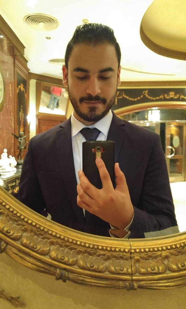 AsmaaYa03737561's tweet photo. #Release_Safwat 
#Release_Safwat
Who is Ahmed Safwat?
He is an Egyptian ICU doctor at Naser institute serves his country during COVID19 pandimic crisis.. He helps all his colleagues and newly graduates. Get arrested for demanding doctors rights? https://t.co/VaxRwRxmvn