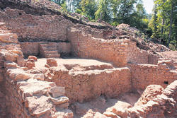 JelenaMKandic's tweet photo. What for?
Albanians being ignorant and dont know world history well?
For not nowing about #RomanBath in town of #Čačak?
Or ancient #Illyric burrial site #Tumuli in #Atenica (5km from town)?
Or archeological sites #Gradina #Jelica & #Dubac #Jančići #Vrnčani from 3000 B.C.?! https://t.co/0rX3mTpY20
