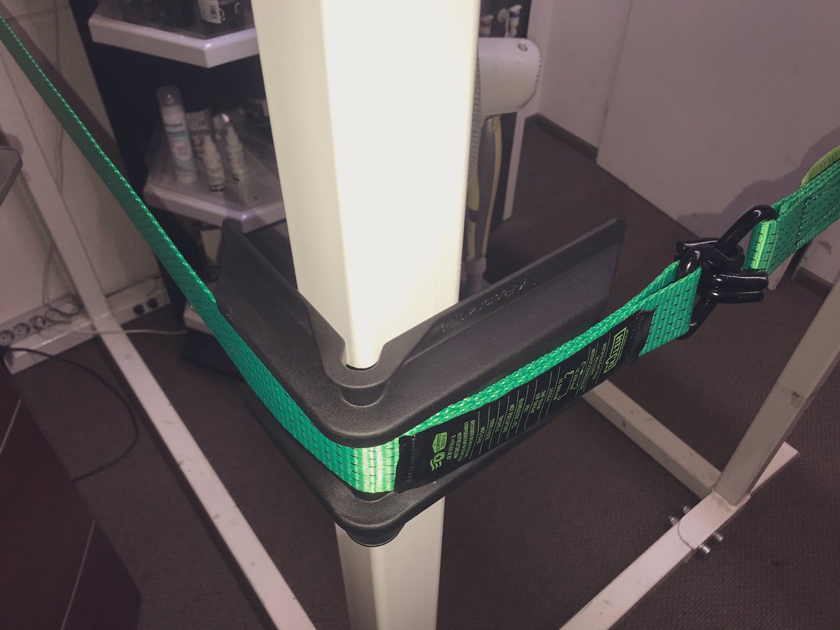 hitch_lifting's tweet photo. https://t.co/3ud4MCl8Hj Эта вещь увеличивает срок службы стяжного ремня
https://t.co/DuCgLY9ZUB
#стропсервис #stropservice #gdplru #стропа #стропы #hitch #hitchlifting #тали #таль #стяжныеремни #стяжкиhitch #ремниhitch #стяжки #hitchregular #hitchprofessional #защитныйуголок https://t.co/mxldnCnr4S