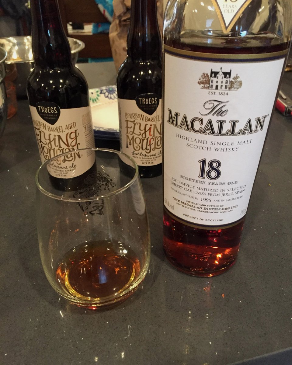 TheCureHB's tweet image. Too much of anything is bad, but too much good whiskey is barely enough. 💙 #IrvineSpectrum #OCFA

Rich &amp;amp; Creamy Cheesecake $3 🍰😋
Oh man! What a steal!