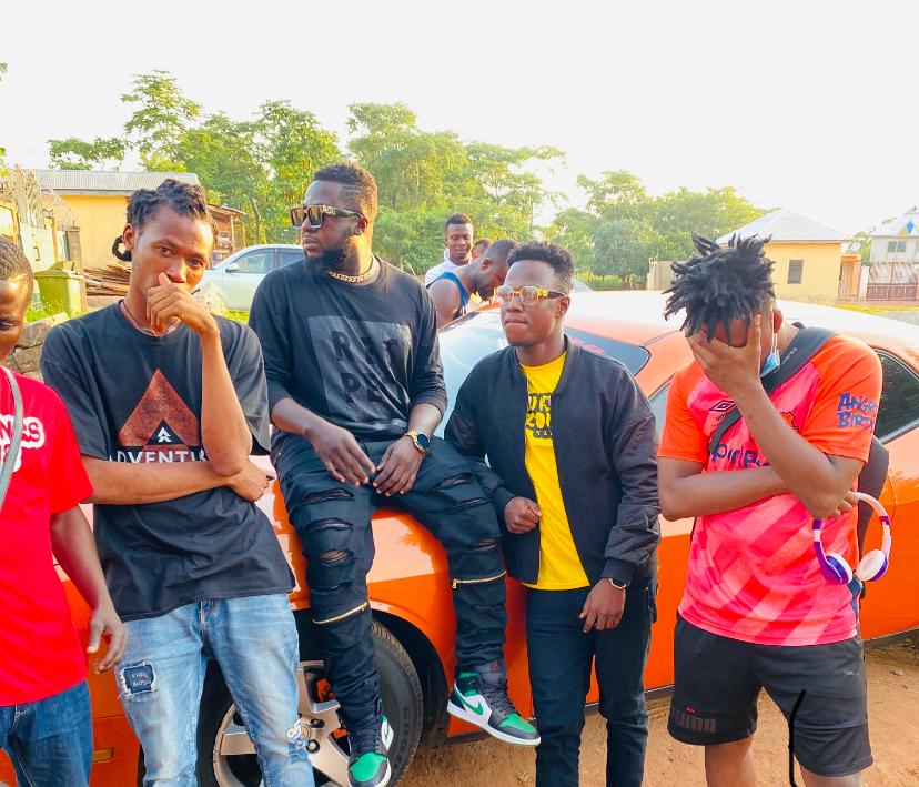 kbeeDNS's tweet photo. We on the move⚡
We thank you for this Nana @gurunkz
#DeNkzSolja #CalmlishMuzik #newkingszone
#Shuuush https://t.co/Qor6vuxry1