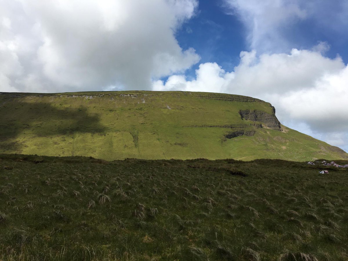 CuilcaghR's tweet photo. Thoroughly enjoyable day up Benbulbin.

#CuilcaghRamblers https://t.co/eu590ri0dF
