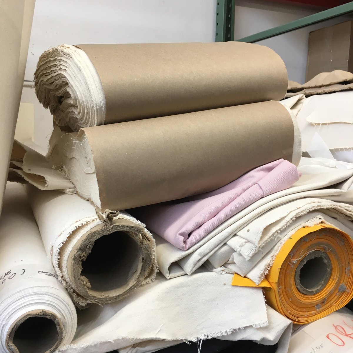 SFEnvironment's tweet image. Are you totes in love with your reusable bags as we are? We 💚  that our canvas totes decrease plastic bag usage and that they’re locally manufactured right here in SF. 

Do you have a favorite reusable bag?

 #RefuseAndReuse #SFThingToDo