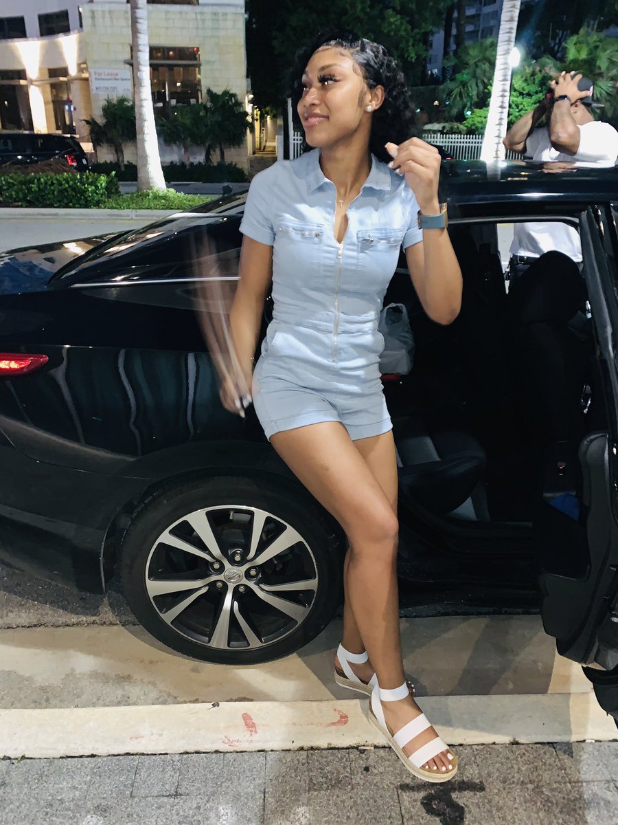 RipBri916's tweet photo. Rare 💫 https://t.co/wwa5vZZUBW