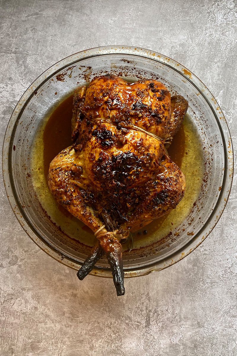 nkalagram's tweet photo. Pictorial Via IG. A 3 day process for the best experience. Don’t skimp on the bird. Organic is best. Go to the butcher’s. Only Salt, Pepper and Herbs.
#onemoreingredient 
https://t.co/faLNze3fGy https://t.co/zG1qhudfEb
