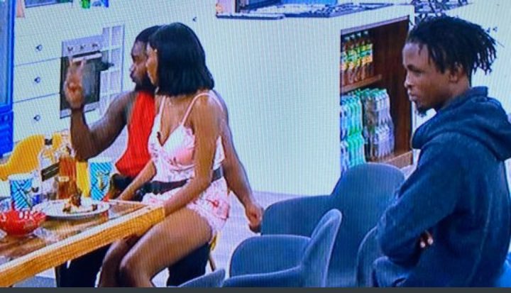 DEbareki's tweet photo. Bomboclat #BBNaija https://t.co/yhw7mBaeWD