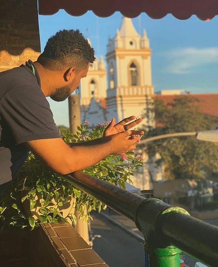 Chitreanos's tweet photo. Reposted from @vivaazuero La mirada de Chitré desde un balcón
.
foto de @julioshart
.
#Vivaazuero #Chitré #Parqueunión #azuero
#herrera #panamá #catedraldechitré
#iglesiadechitré #backpakers #2020
@delavillasoy_ - #regrann https://t.co/57xy9P4KcF