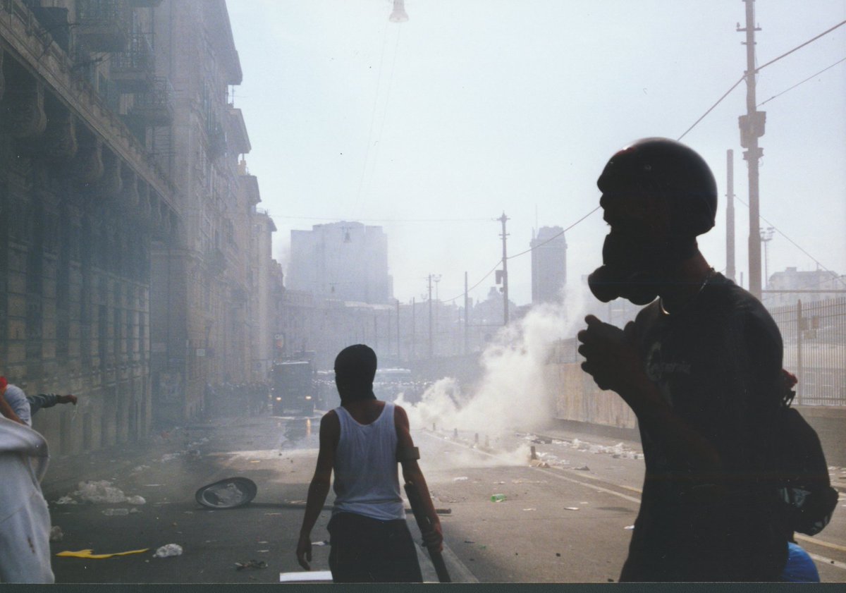 DinamoPress's tweet photo. Per #CarloGiuliani, ragazzo. Per noi, per le ragioni di quello straordinario movimento, per chi sta pagando in carcere l'essere stato dalla parte giusta, contro l'impunità di chi ha assassinato, torturato e massacrato, contro i responsabili politici e operativi della repressione https://t.co/Ztj92w9XCv