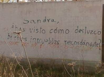 Sales a apreciar tu muro y te encuentras esto