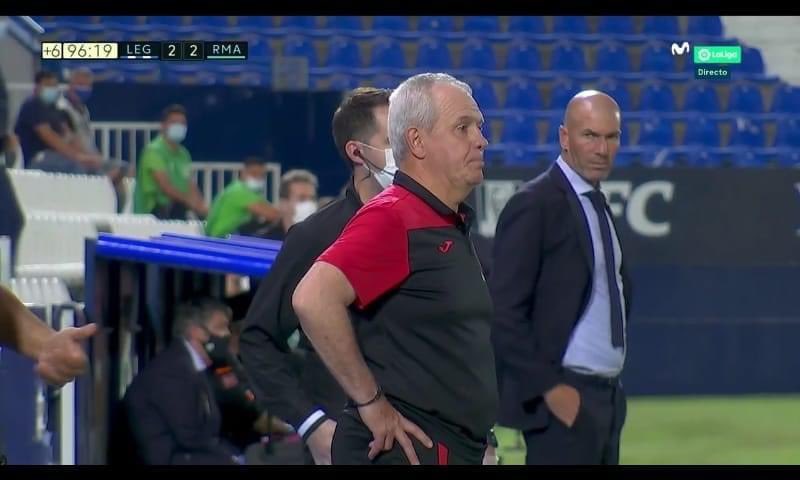 SportingToluca's tweet photo. Al #Bournemouth y al #Leganes los descendió el VAR.

Con algunos hace justicia y con otros solo los perjudica.

Fuerza Vasco, tu gran trabajo y capacidad te regresará a lo más alto del fútbol.

#SportingFutbol https://t.co/3QxrOL8fUr