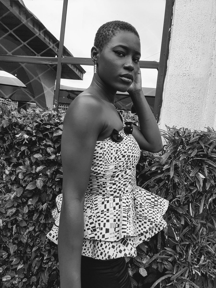 Staradesigns's tweet photo. Hey Twitter I made this outfit... take a minute to plz like and retweet...
#BBNaijaLaunch #entanglement 
Lilo
Lucy
Ebuka
#BBNaija
Dorothy https://t.co/OkO7LciOxS