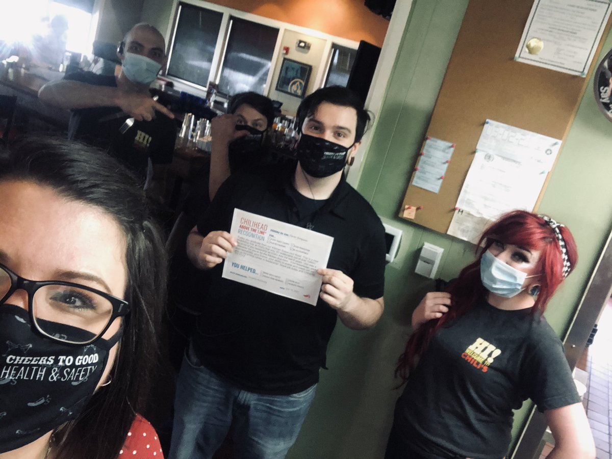 amanda3mckinney's tweet photo. What can make #SundayFunday better than an aligned team making #EveryGuestCount and working the systems??? How about celebrating Devin’s Kitchen Supervisor Validation! 🥳🥳🥳 #ChilisLove @Cgravens1 @Mkchambers11 @ShainaBrown01 @EugeneFunnyMan @TheMadRu22ian @AllofhouseStep1 https://t.co/lfmprvLcKP