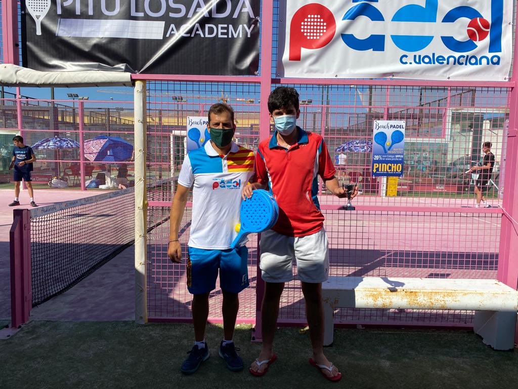 📋 #RESULTADOS del Torneo Autonómico de Menores VI Campus Pitu Losada ⭐️

Junior ♂️:
🏆 A. Agut - A. Rodriguez
🥈 P. Borja - M. Quereda

¡Enhorabuena! 👏🏽
📍<a href="/EcommPadelClub/">Ecomm Padel Club</a> 
<a href="/pitulosada/">Pitu Losada</a>