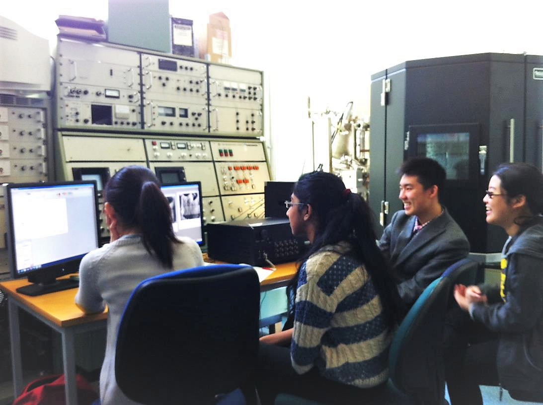 Welcome back to Term 3! Some students are at school and some are studying at home. It doesn't matter where you are, if you have an internet connection you can run real curriculum relevant live-time experiments! 💻👩‍🔬
#scienceathome #remotelearning #STEM  

farlabs.edu.au