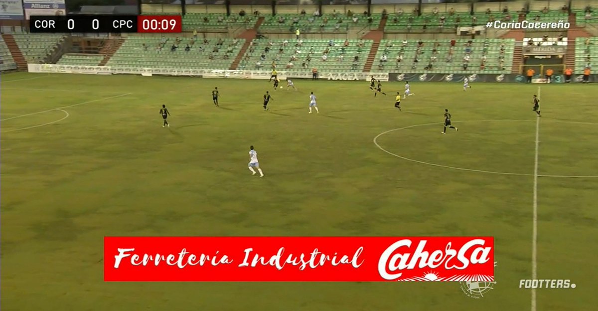 CDCORIA's tweet photo. 📺 | Nuestro patrocinador oficial #Cahersa y el @Ayto_de_Coria en la retransmisión de @footters. https://t.co/GFtKvurlmN