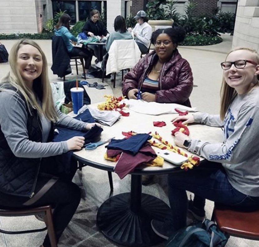 Looking for service project ideas for the fall semester? An easy project that brothers can do from home, their dorm room, or in small groups is making dog toys for local animal shelters! 💙💛 #aporegionh #servicesunday