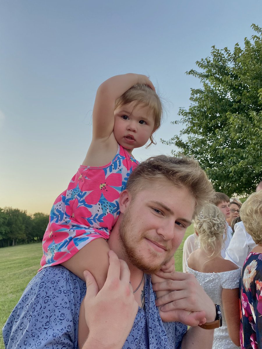 noahnelson00's tweet photo. got me wrapped around her tiny finger https://t.co/8ezzNKIA3M