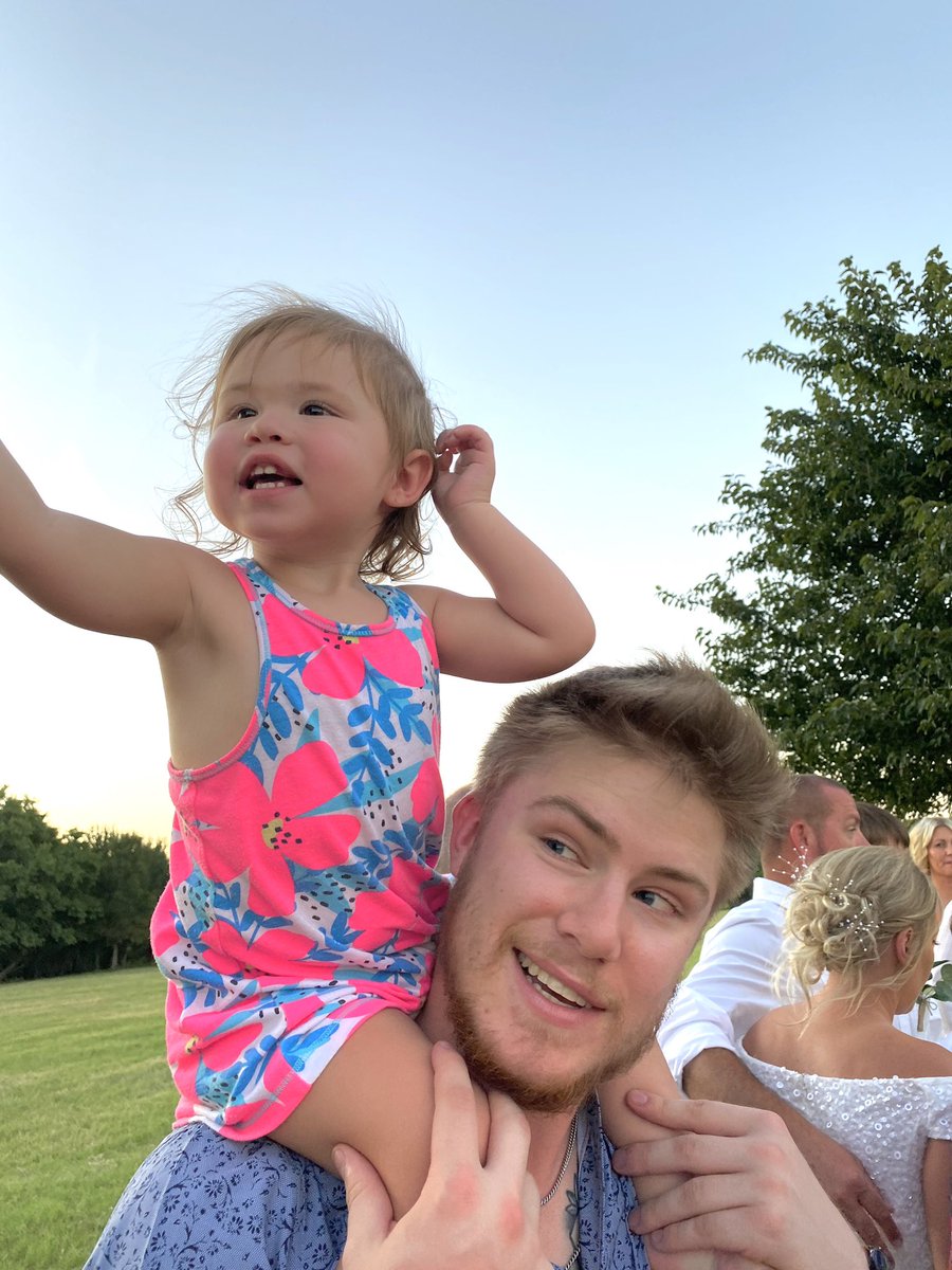 noahnelson00's tweet photo. got me wrapped around her tiny finger https://t.co/8ezzNKIA3M