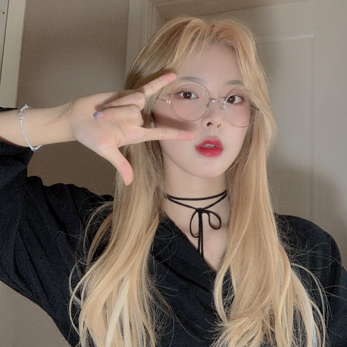 ansteambr's tweet photo. ๐ท | TWITTER/INSTAGRAM โข 190720 - Atualizaรงรฃo do #J no twitter e instagram. (2)
๐ https://t.co/CCWGAG4J3A
๐ https://t.co/ByfLoO5hRQ
ยฉ๏ธ daily_ans ANSteamBR โข #ANS #AngelNSoul #์์ด์์์ค #weAre_ANSWER https://t.co/Qr23q7IL4N
