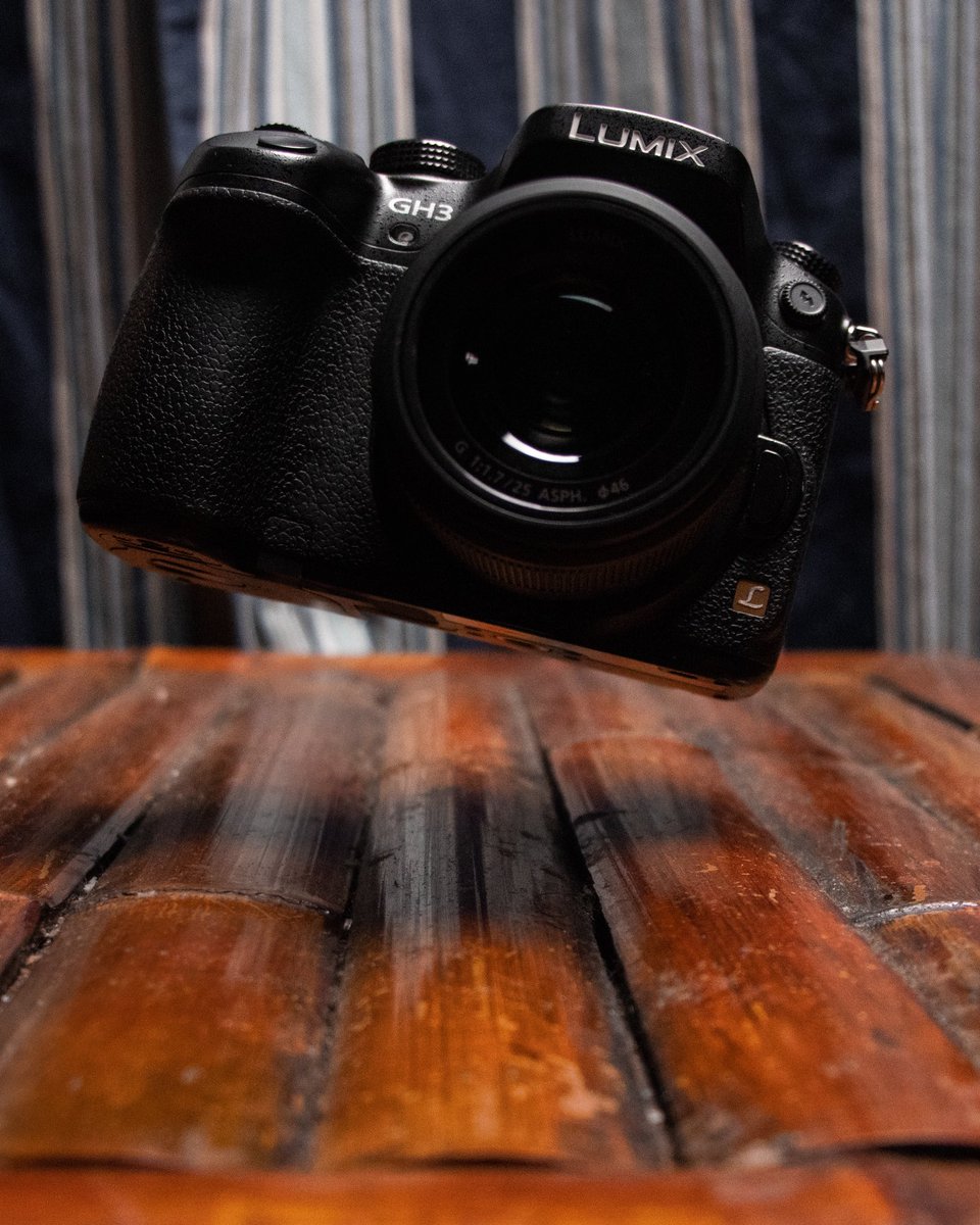 KevinKarlyle's tweet image. After using this camera to start my channel, I’m gonna retire it for something that’s already been clocking in these past few weeks. I’ll probably do a video on it at some point... 😂 #photography #youtubecamera #photoshoot #gh3 #panasoniclumix #panasonic #lumixphotography