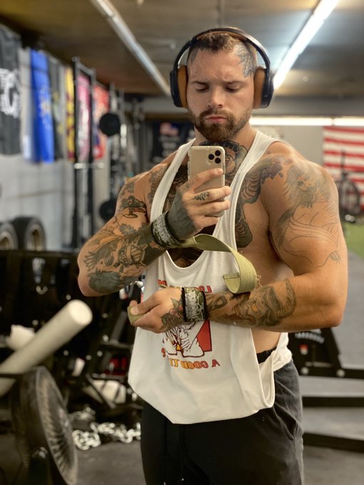 Pumped the fuck up.💪💪 https://t.co/75mCd7M6ut<a href="/tag/mvsales"class="tags"><span>#mvsales</span></a><a href="/tag/mvboys"class="tags"><span>#mvboys</span></a>