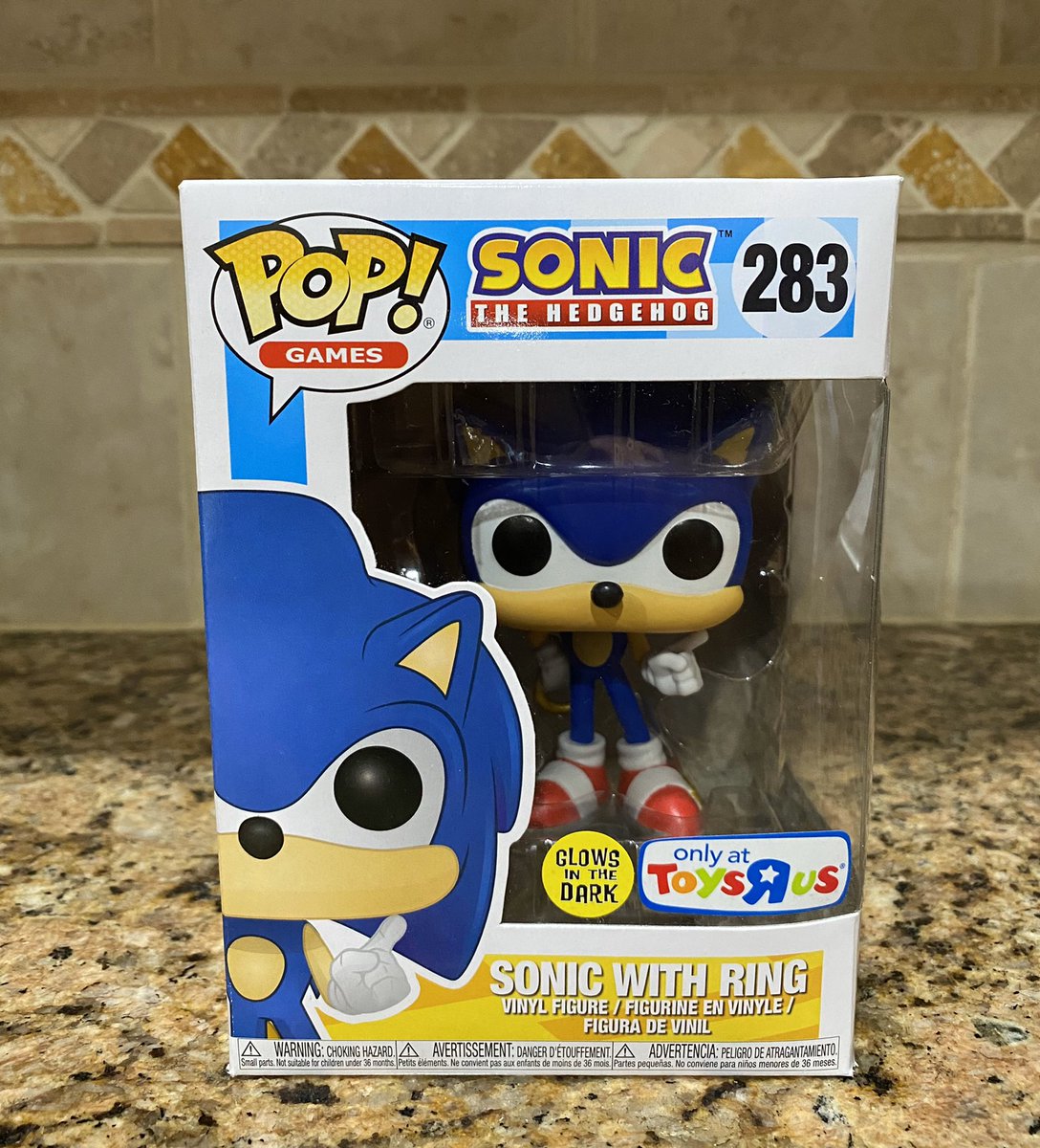 DisTrackers's tweet photo. With SDCC almost here, Glow Sonic has sprinted out of the #DisVault!
#CountdowntoSDCC https://t.co/vMx6nv92QF