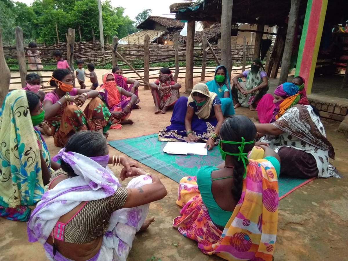 WHH_India's tweet image. #COVIDー19 could not deter these strong-willed women to make their village #watersecure &amp;amp; improve their livelihoods. Supported by Prayog, they came together to revive a local pond in Gariyaband, Chhattisgarh, &amp;amp; are now raising money to buy fish seeds to improve their earnings.
