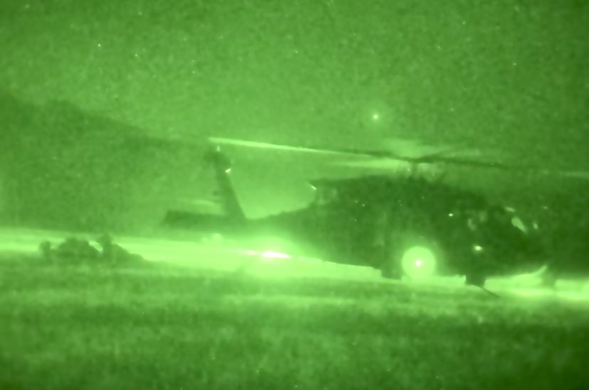 25thID's tweet photo. The culminating event of #LightningForge20 included a night Air Assault! The @25thCAB and @2IBCTWarriors executed it like the true #Professionals they are!

#TropicLightning #Lethality #Readiness #LF20 #AirAssault #TrainedAndReady #WinningMatters #WeAreTraining https://t.co/1sg1af0YLn