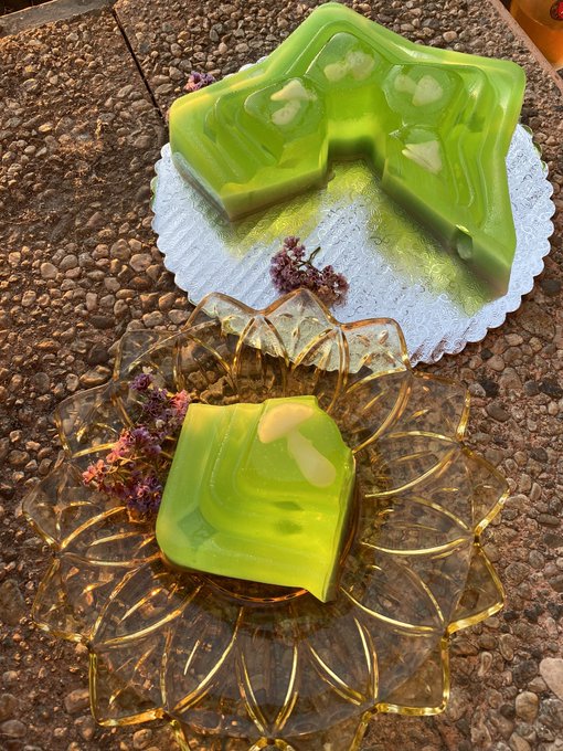 i got myself a late birthday jelly :) https://t.co/Gw6u5W1Jiv