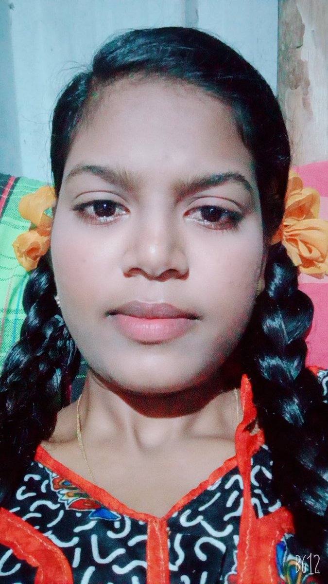 FuRohit's tweet photo. Yah Mera sister hai https://t.co/kHCMKqhdI0