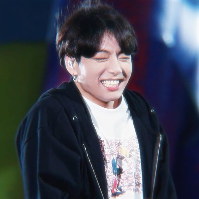 Inter_Hobi's tweet photo. ♡︎𝙱𝚃𝚂 𝚂𝚖𝚒𝚕𝚎𝚜♡︎
❀𝚂𝚘𝚏𝚝 𝚃𝚑𝚛𝚎𝚊𝚍❀
✰𝙼𝚊𝚔𝚗𝚊𝚎 𝙻𝚒𝚗𝚎✰
.
.
.
.
{𝚝𝚊𝚐𝚜}
#bts #btsarmy #kpop #soft #aesthetic #cute #smile #jimin #taehyung #jungkook #threads #softthreads #kpopthreads https://t.co/QaOdhg156F