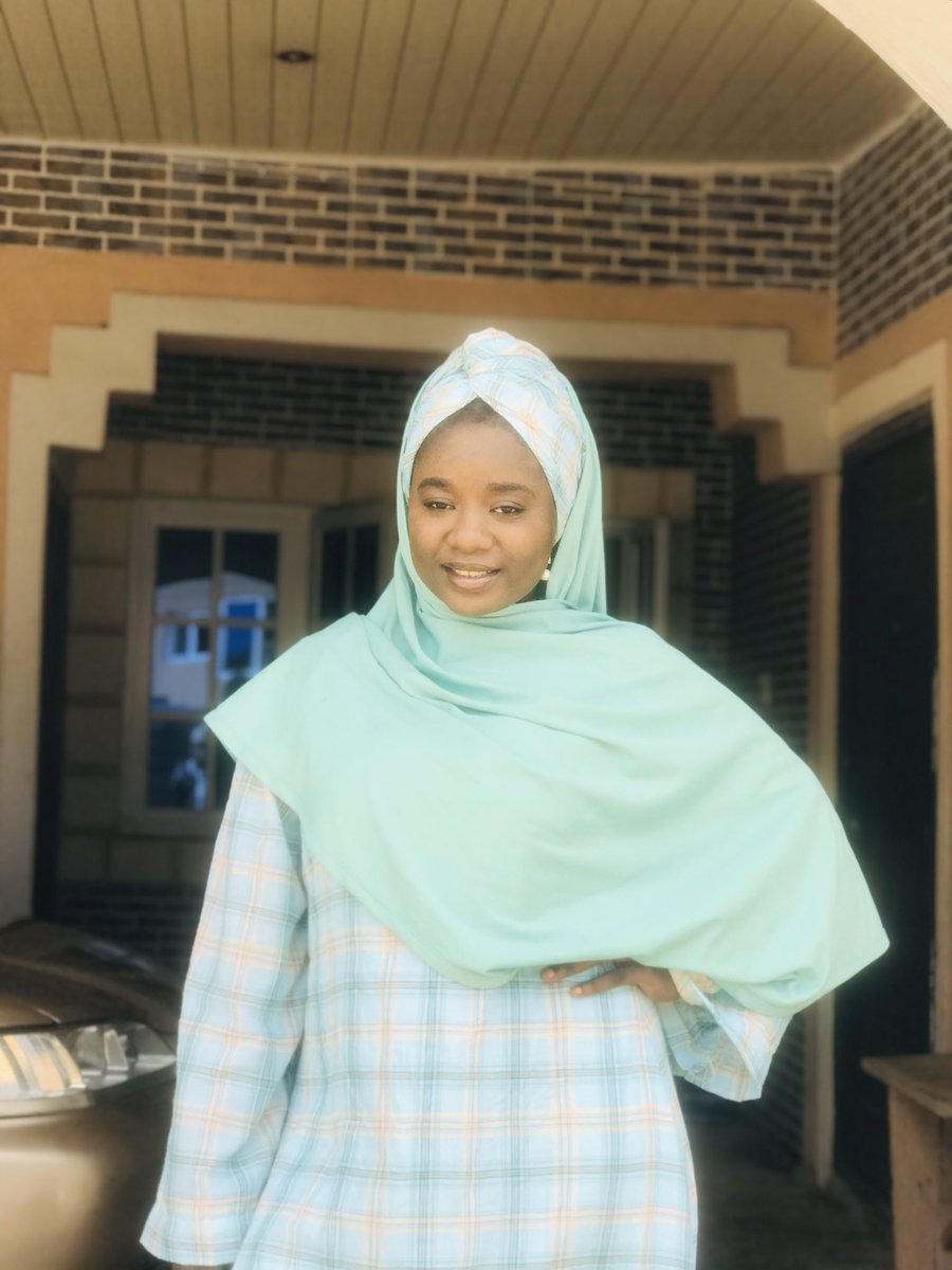 AyoushBrym's tweet photo. I took a break from this app and today I am not sure if it’s safe to say “hello” once more😁😁 https://t.co/XuHNUCYf4R