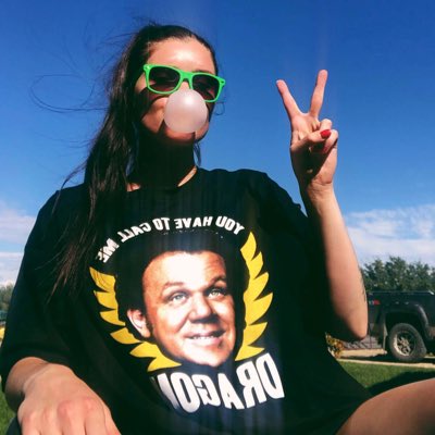 Lacey_Balog's tweet photo. #NewProfilePic https://t.co/wIFP4YacGu