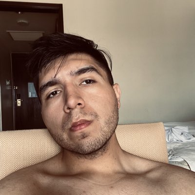 jz5797's tweet photo. #NewProfilePic https://t.co/NMKhozwfyf