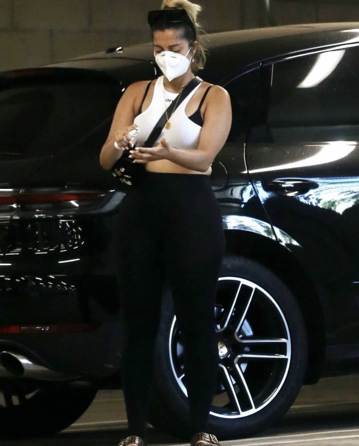 Bebe Rexha A Twitter Paps Got Me Hand Sanitizing And Wearing A Mask Bebe Rexha A Twitter Paps Got Me Hand Sanitizing And Wearing A Mask