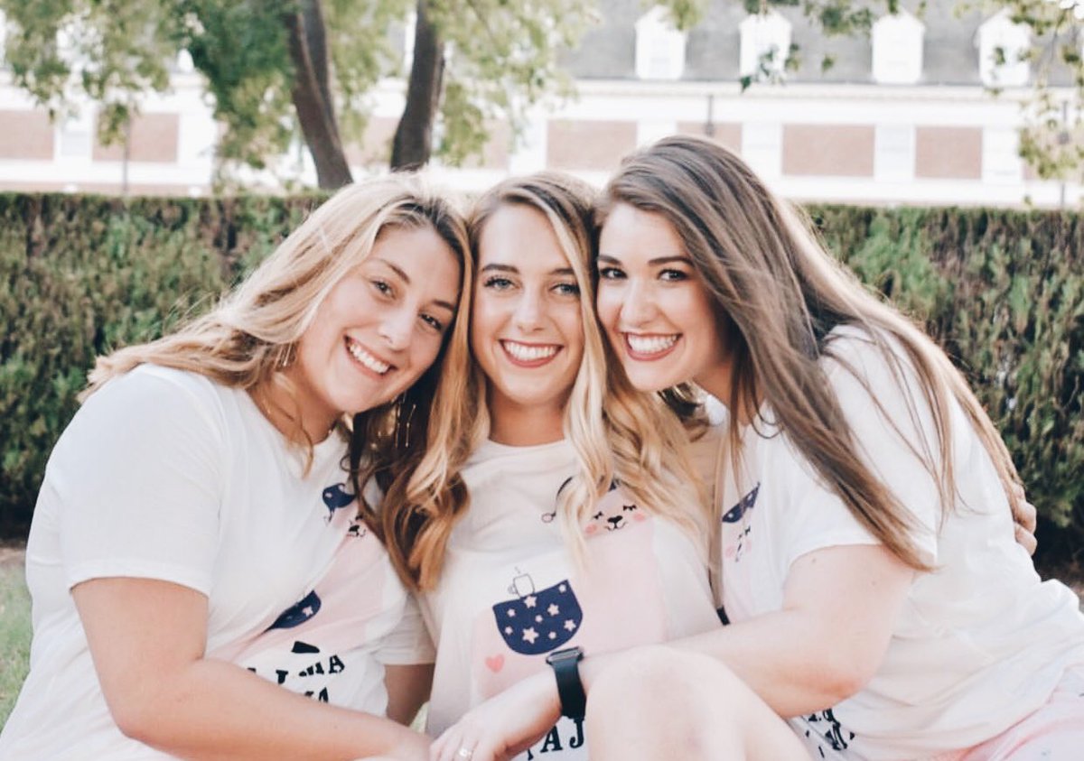 OKState_ADPi's tweet photo. AC ‘20 your big is waiting for you!!! We can’t wait for so many perfect big little duos! #osurec2020 #okstate24 #gogreek https://t.co/isfiVuwjQL