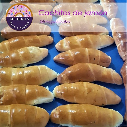 BakeMiguis's tweet photo. #miguisbakeandcoffee
#conamigosesmejor
#tortas #bombas #chocotejas #chocolate #muffis #miguis
#amorporelchocolate https://t.co/598sixw0UA