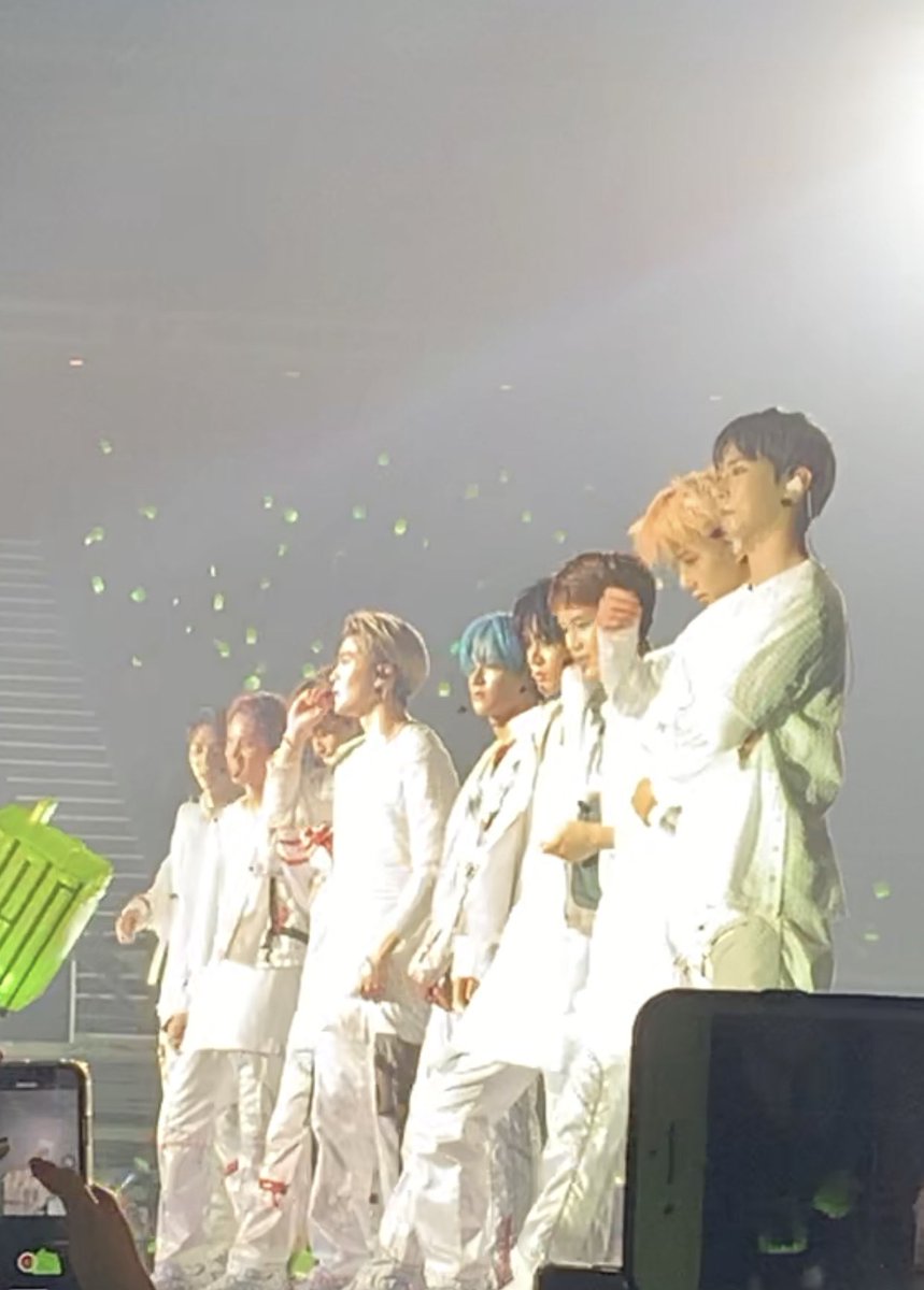 sunettmoon's tweet photo. Its been a year. I miss them
#NEOCITYinSINGAPORE https://t.co/vWzDnXpliA