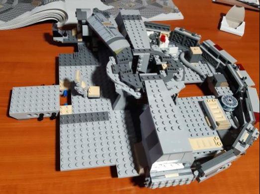 Damn_it_Barry's tweet photo. Six hours of pure Lego fun. Safe to say I am going to get some more Lego sets to build https://t.co/nxudttJ7zt