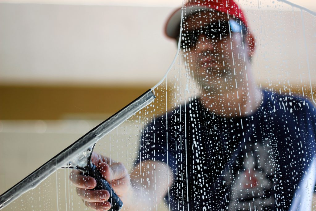 insuretradies's tweet photo. Get instant quotes for Window Cleaners Public Liability Insurance https://t.co/j79FVj5wOu https://t.co/Sy7sLyFAc7
