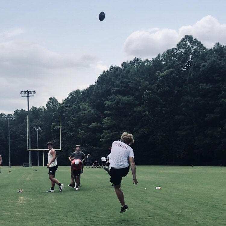 elliot_duke's tweet photo. Punt! https://t.co/vZoR4RJykL