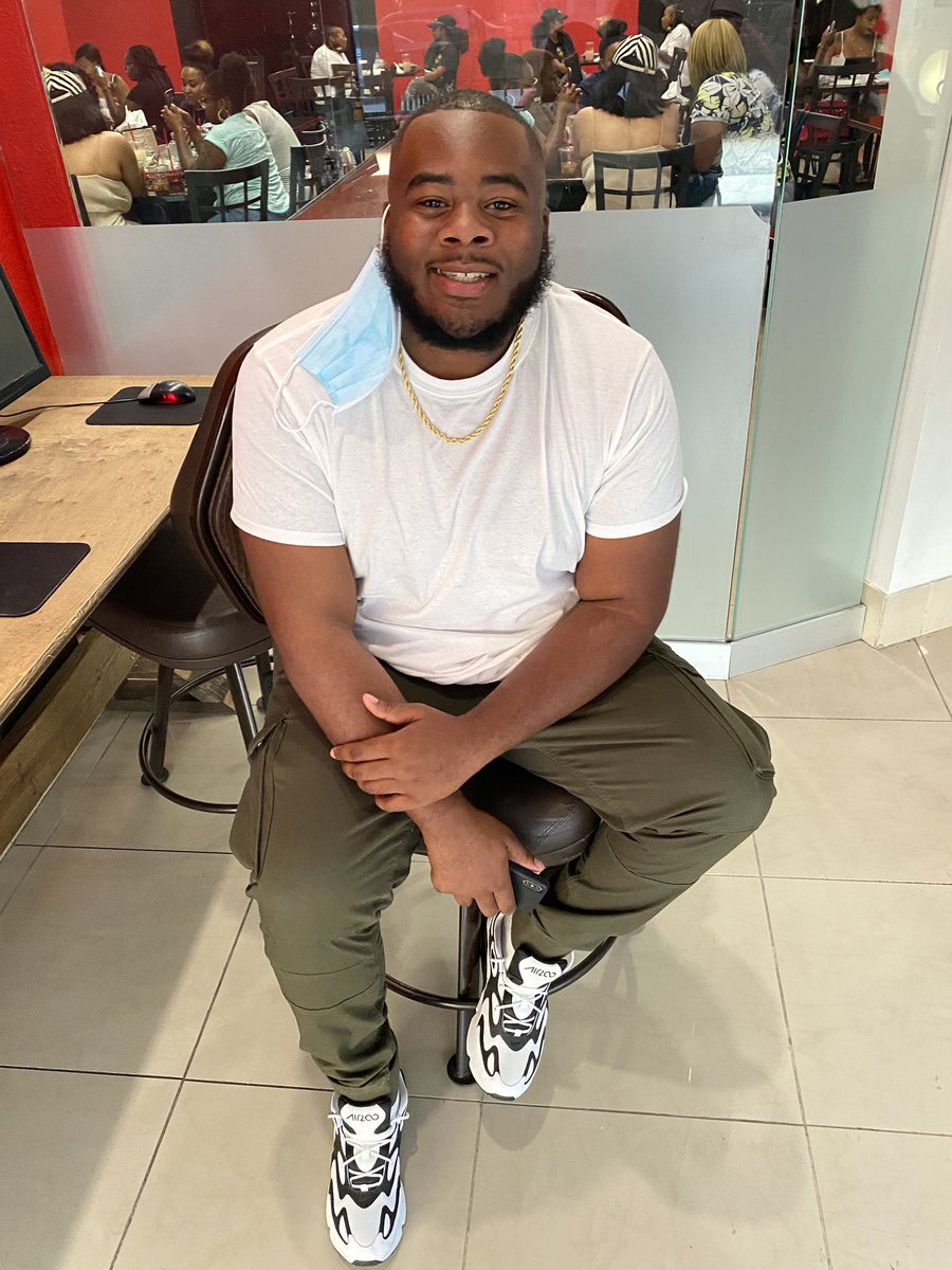 K_sanders19's tweet photo. #WhosWhoOfOkstate
Kyron Sanders ⚜️
- Senior 🙇🏾‍♂️
- Construction Engineering Technology major 🔨🦺
- @OSUSigmas President 🤘🏾🕊
- @NSBEOkstate PCI Chair ⭐️
- J Cole’s biggest fan 🙌🏾 https://t.co/Zb5meHVXbR