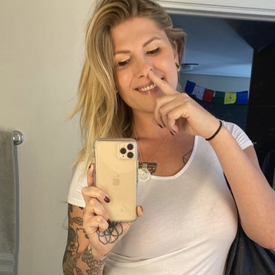 #NewProfilePic https://t.co/rSfhyYl42a<a href="/tag/newprofilepic"class="tags">#NewProfilePic</a>