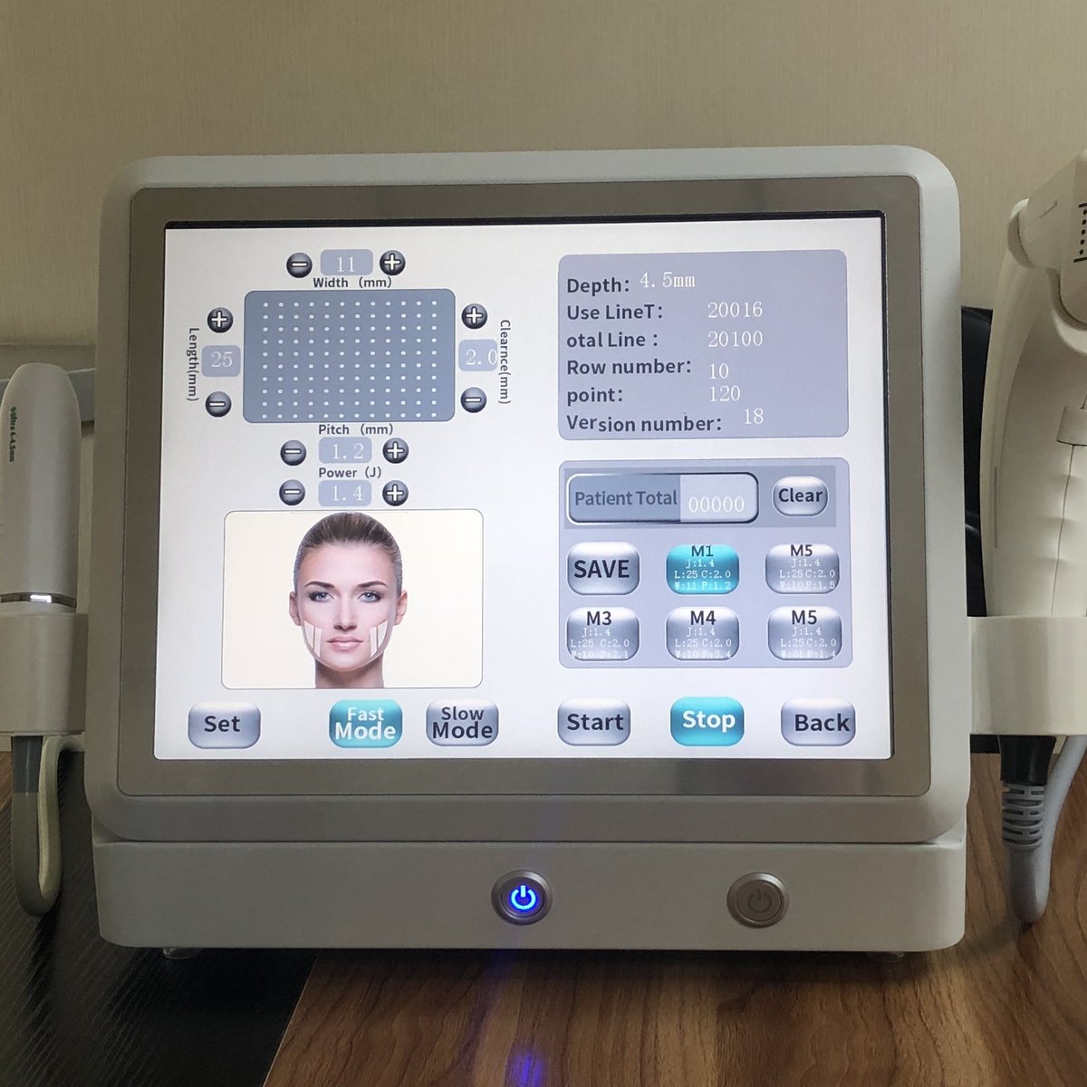 #4dhifu machine here🖐🏻️🖐🏻️
Efdevtive for #Antiaging #wrinkleremoval #skin #ance #doublechin #fat #fatreduce