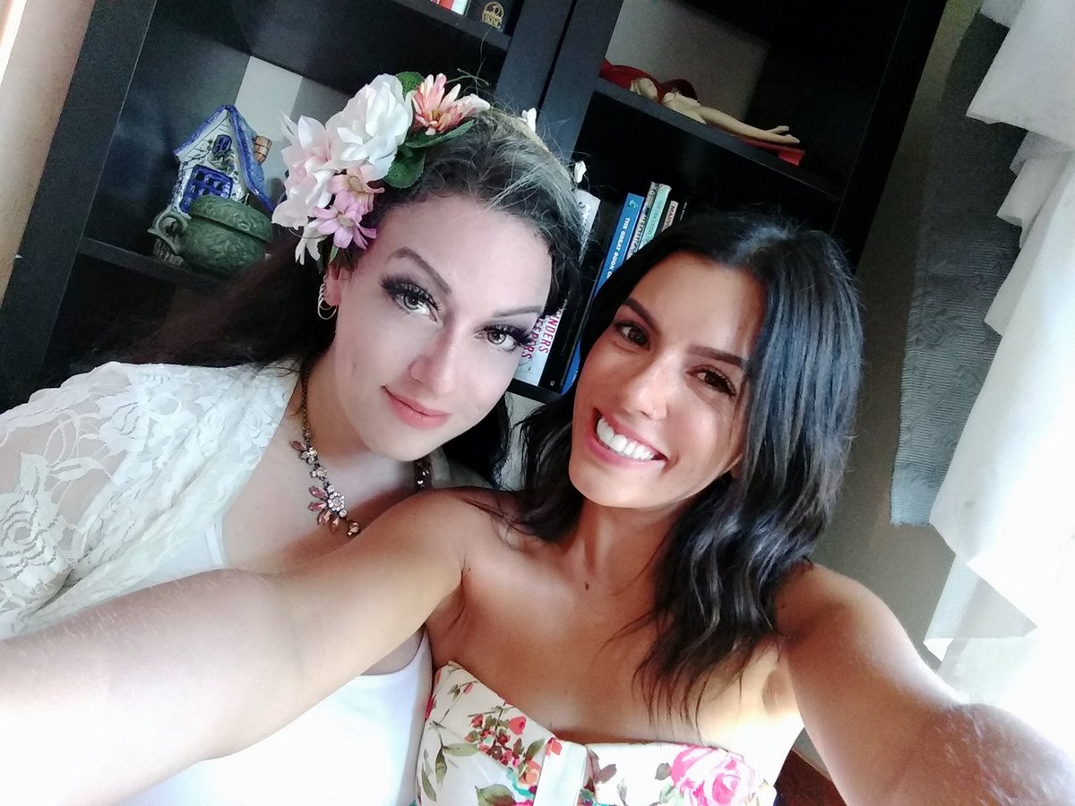 Reader's Choice is on. One of my best friends is being nominated. Give her a vote:
thespec.com/readerschoice/…