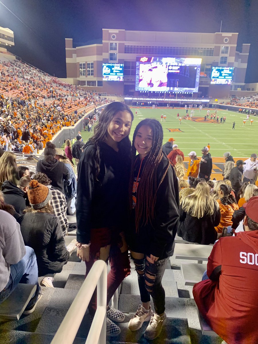 kass_powell_'s tweet photo. #whoswhoofosu 

-Hey I’m Kass 
-sophomore ‘23🧡
-major: civil engineering 
-F.A.T Treasurer 
-“Desiree” in “The Last Hopes”
-NSBE Treasuer 
-be kind, let’s be friends ✨ https://t.co/MaGyGJOY1T