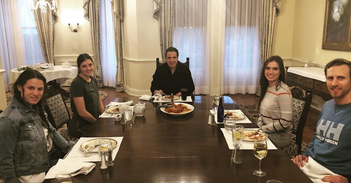 ritamollerpalma's tweet photo. Remember the 'placemat pic'? #CuomoPrivilege forgot to move it for the photo op #Fake social distancing. 'Rules for three, not for me.' #GovernorFail
#LoserGov https://t.co/vvBYQveArE
