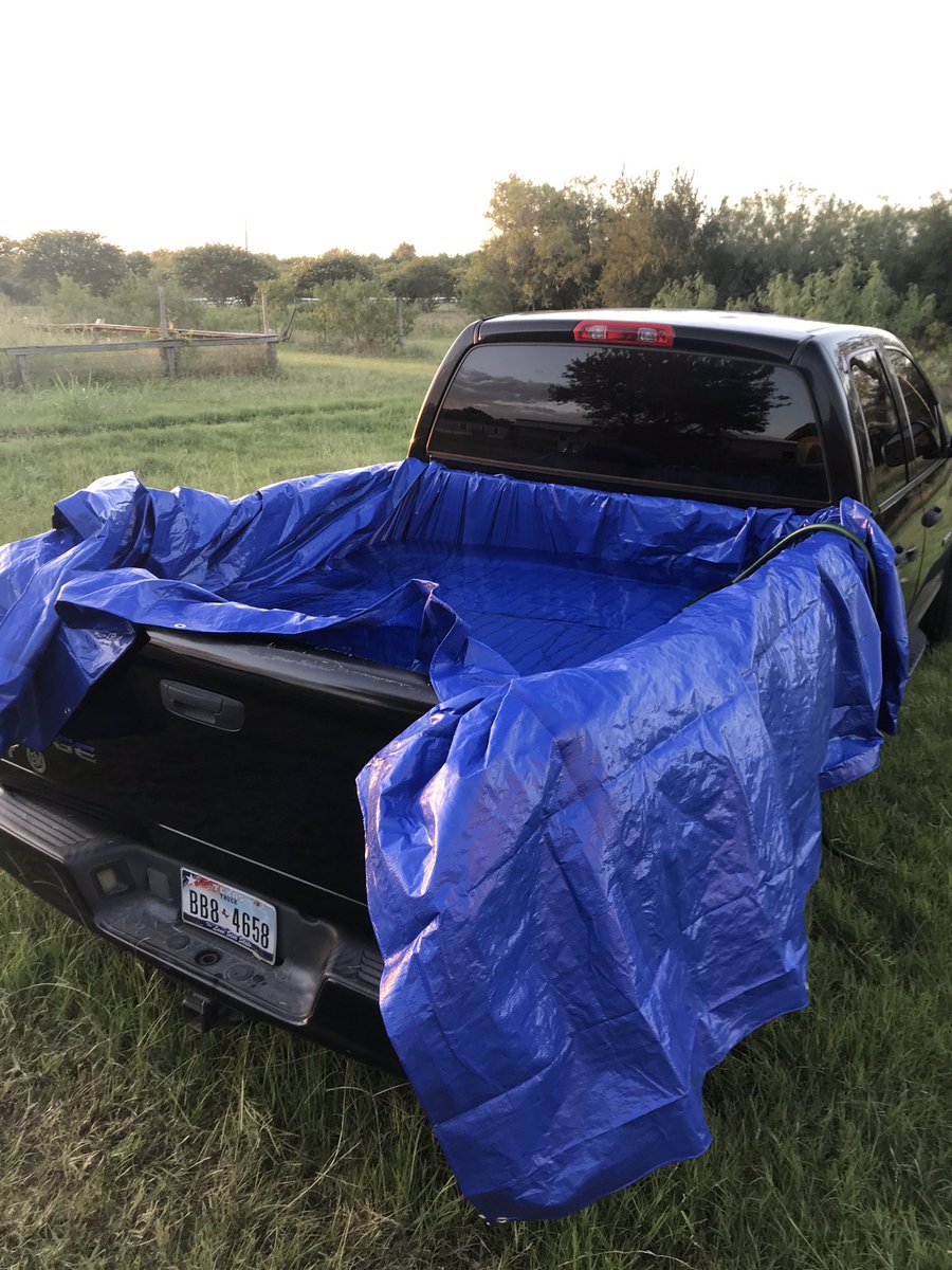 Teejayfonseca's tweet photo. Got me a hillbilly hot tub https://t.co/nAMCZ1ejRd